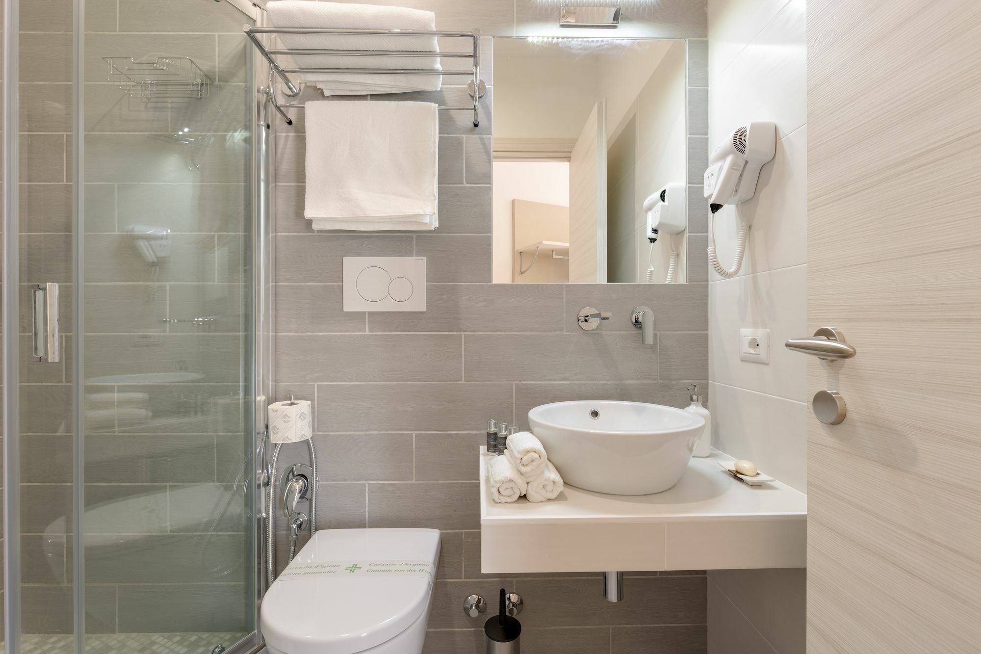 Dolce Luxury Rooms Рим Екстер'єр фото
